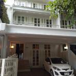 For rent or sale  Townhouse  wireless rd. soi 1